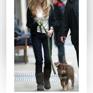 Beach Feet Women Australian Suede‎ Sheepskin Winter Snow Boots Size 9 Chocolate